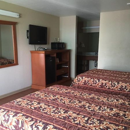 Garden Inn Motel San Antonio Exterior photo